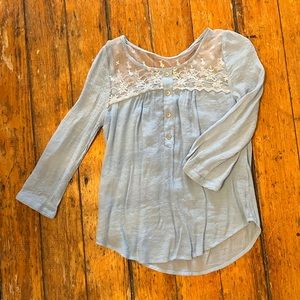Lacey and flowy blouse💕